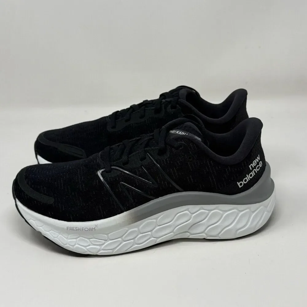 New Balance Black and White Women's Running Sneakers